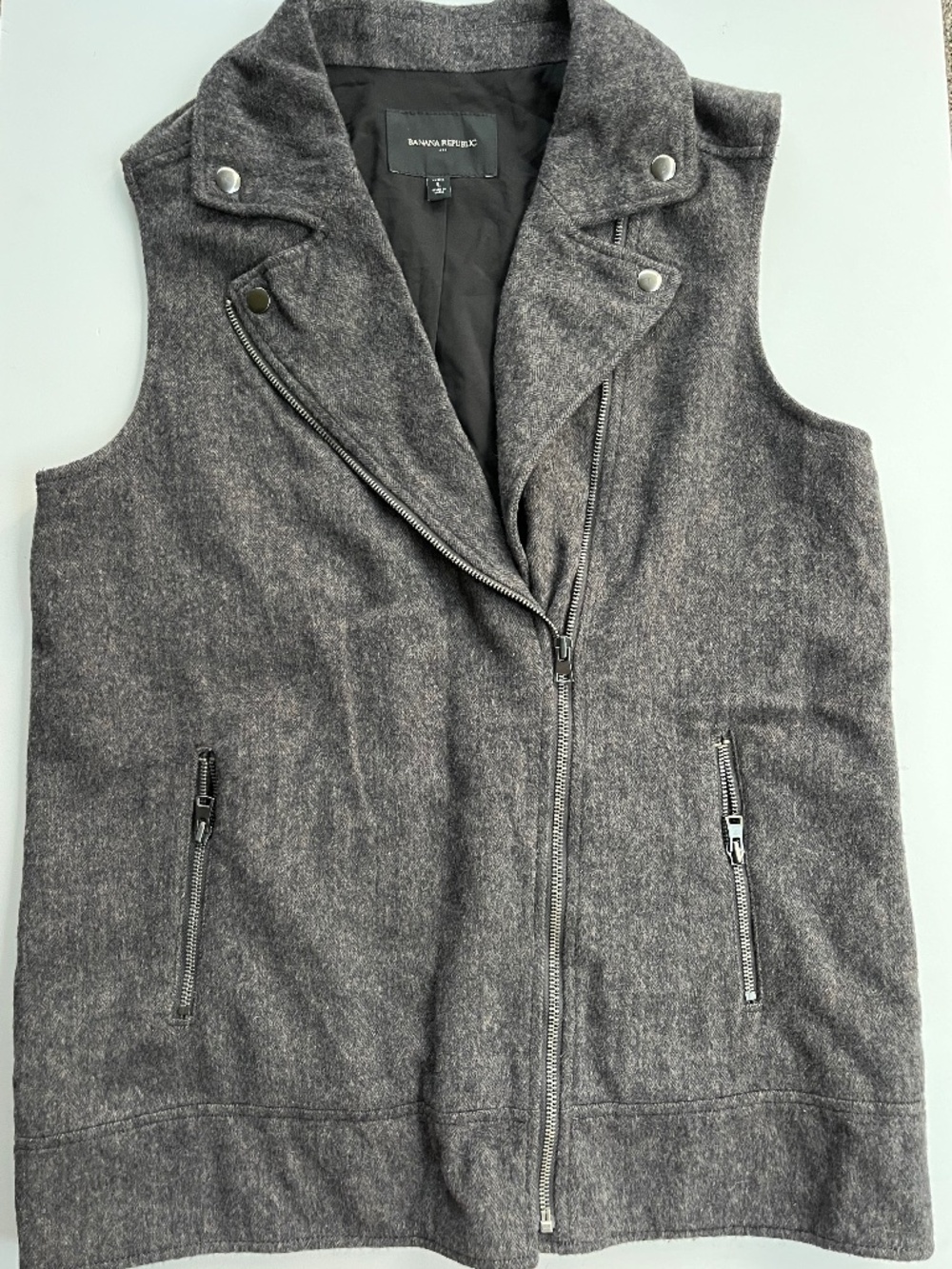 Banana Republic Asymmetrical Wool Zip Front Vest sz Large